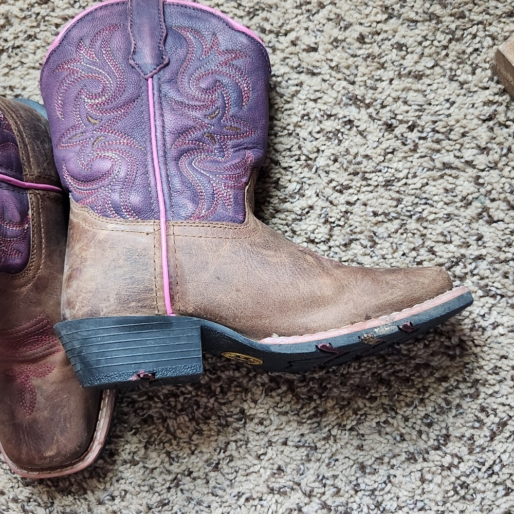 Girl boots - Picture 3 of 3